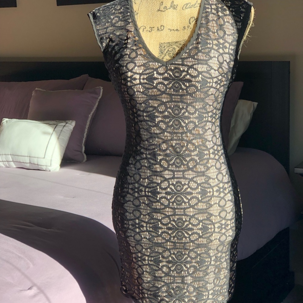 Sleeveless Black Dress